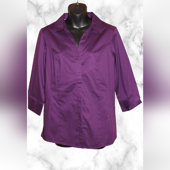 Lee's Women's Button Up Blouse - Picture 1 of 6